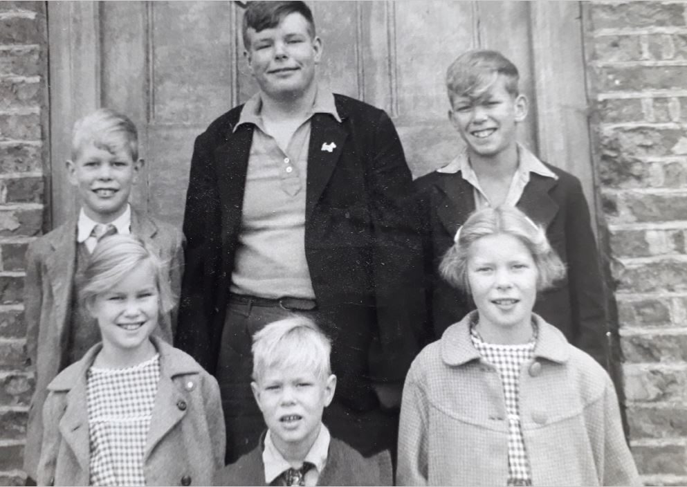 6 Hosking Children - late 1950's